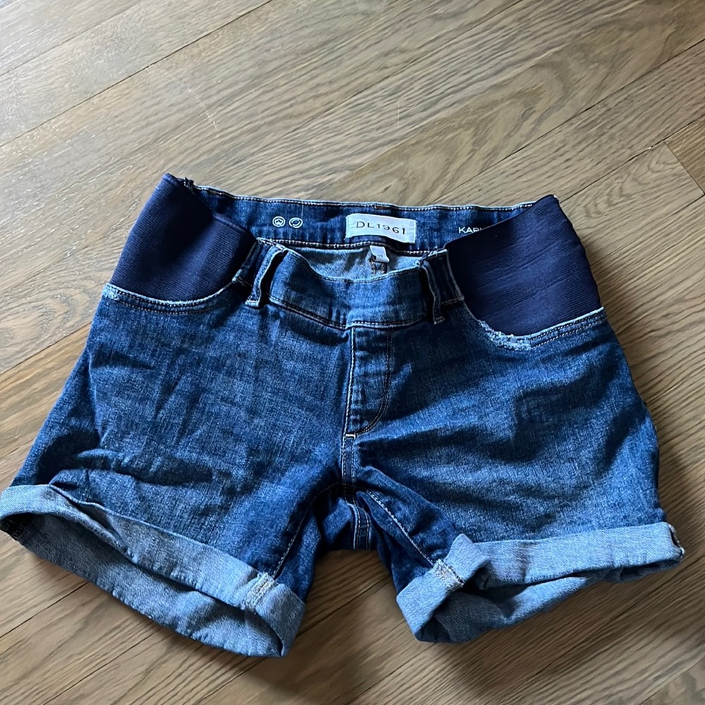 DL1961 Maternity side panel Karlie Shorts